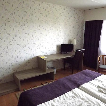 Hotelli Ravintola Alavus 66 Екстер'єр фото
