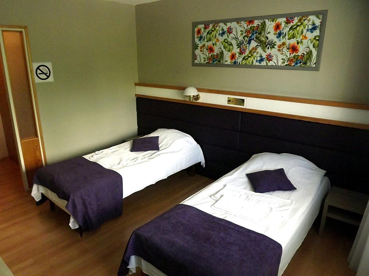 Hotelli Ravintola Alavus 66 Екстер'єр фото