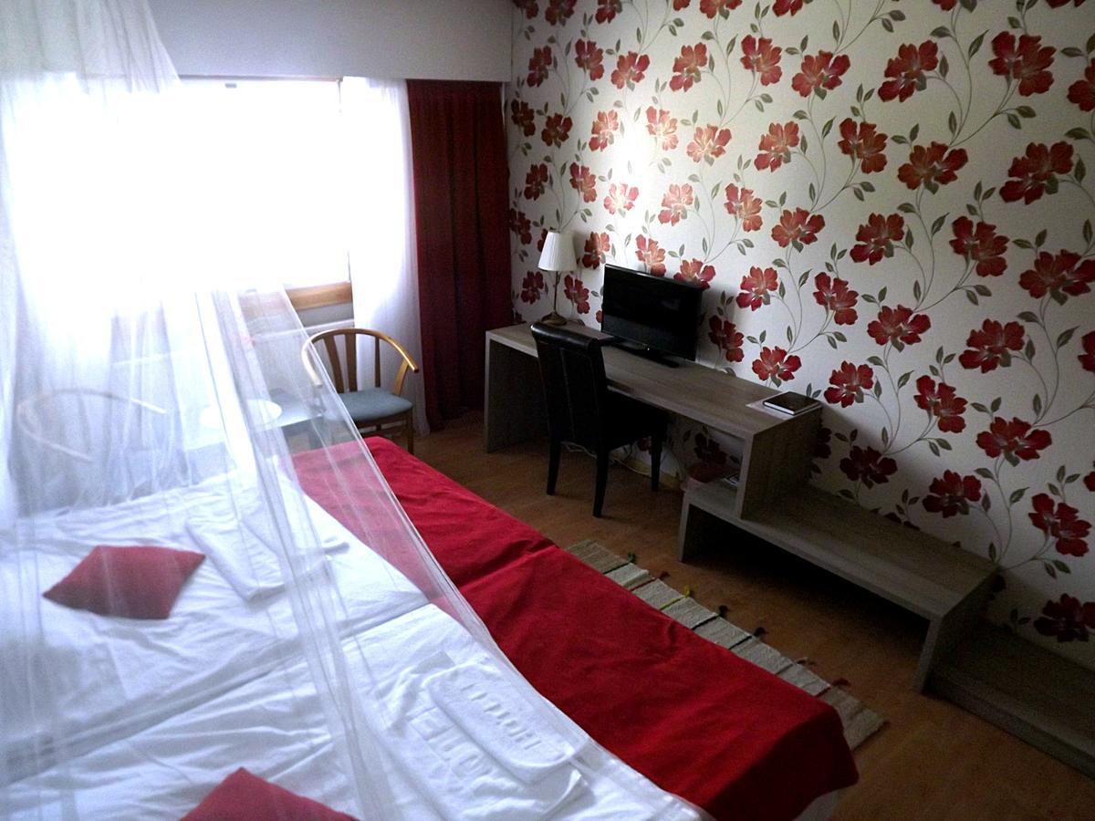 Hotelli Ravintola Alavus 66 Екстер'єр фото